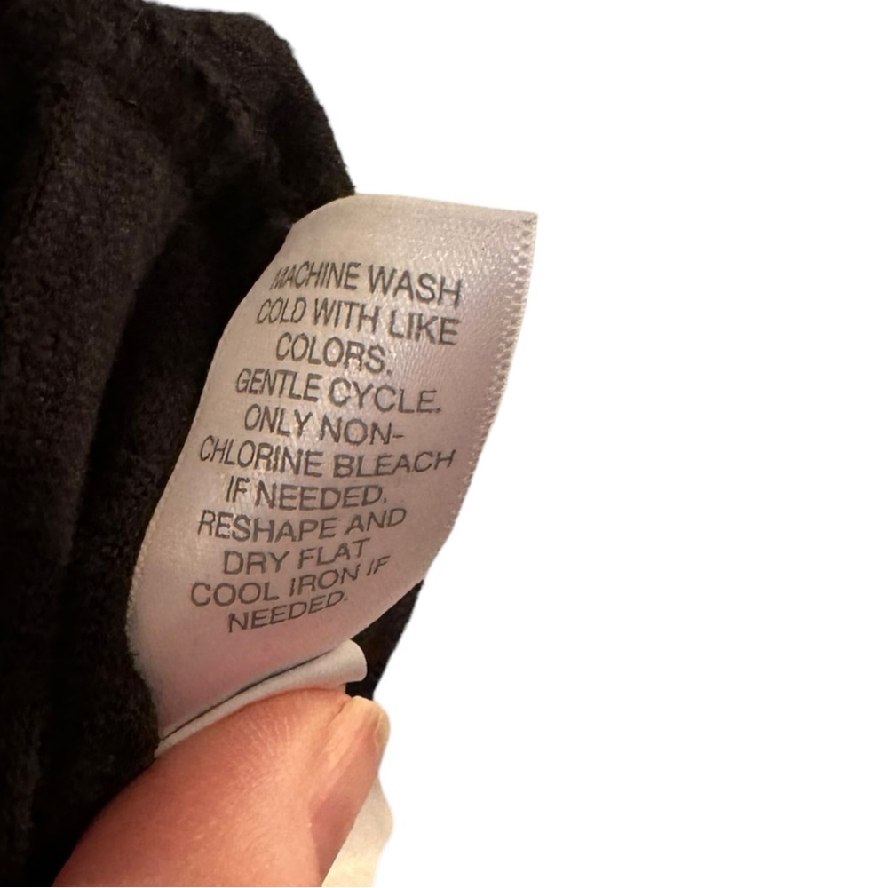 Women’s J.Jill—Pure Jill—Black PJ Seamed Asymmetric Tee. Size X-Large. - Picture 9 of 12